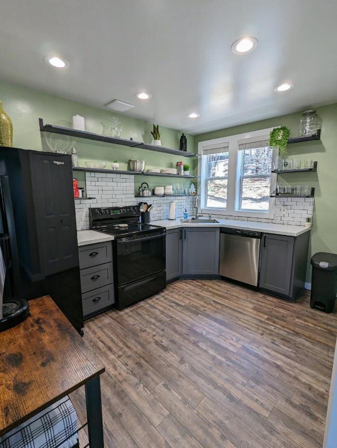 Hillside Hangout 3bd/2ba, Elevated Deck Sunsets Pinetop-Lakeside