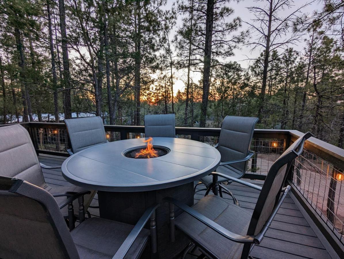 Hillside Hangout 3bd/2ba, Elevated Deck Sunsets Holiday home Pinetop-Lakeside
