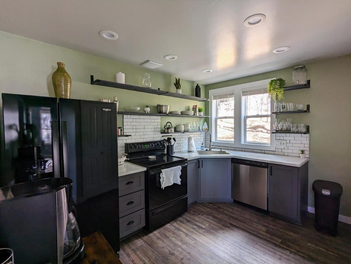 Hillside Hangout 3bd/2ba, Elevated Deck Sunsets Pinetop-Lakeside